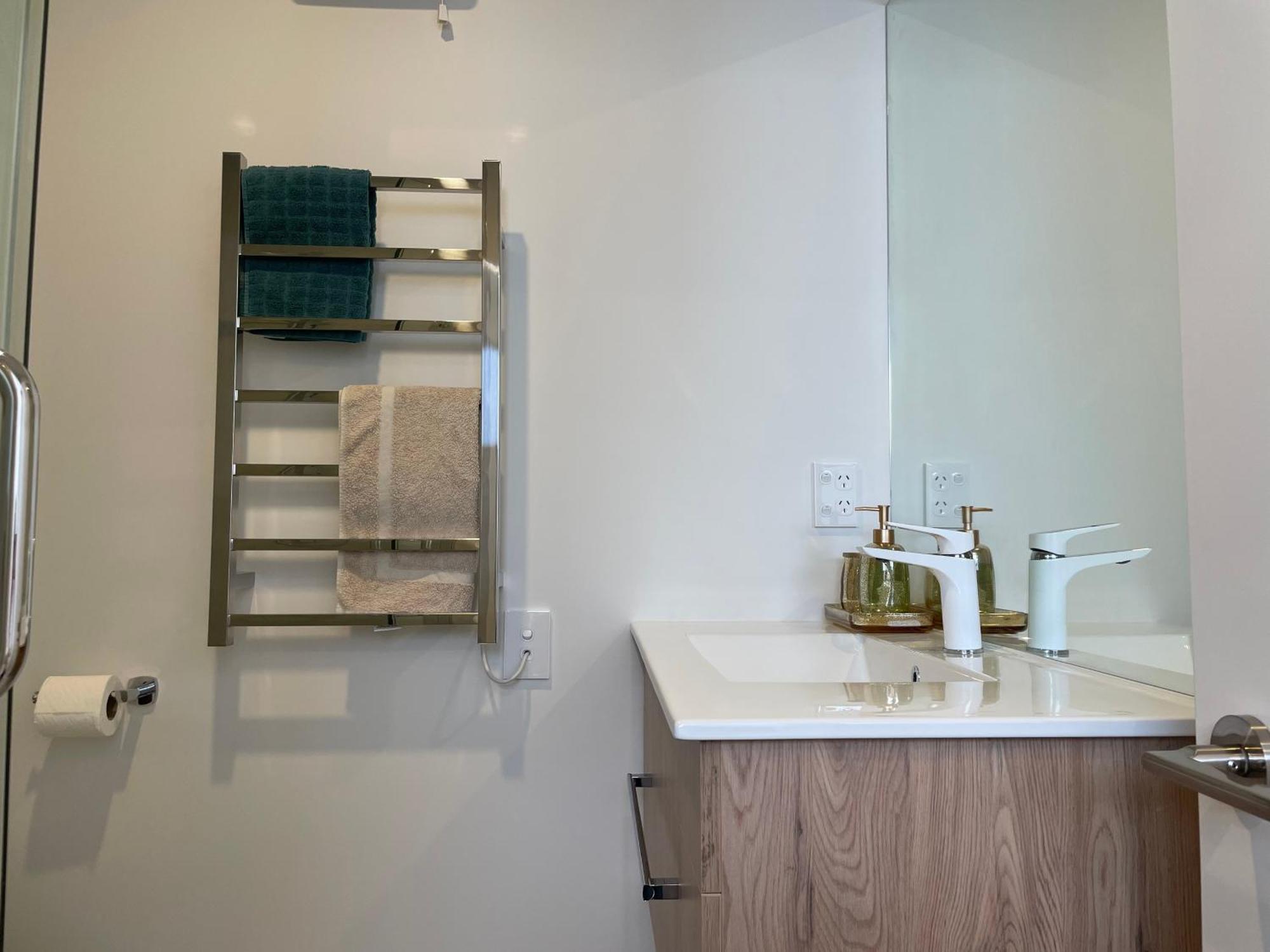 Luxury 2 Bedroom Townhouse Opposite Merivale Mall Christchurch Luaran gambar