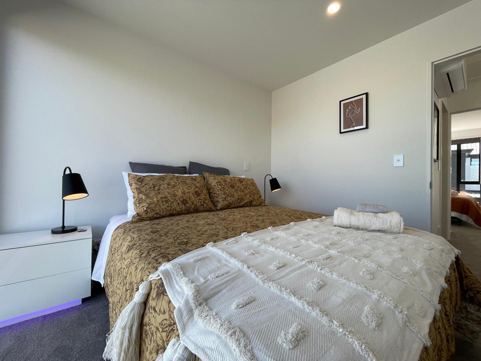 Luxury 2 Bedroom Townhouse Opposite Merivale Mall Christchurch Luaran gambar