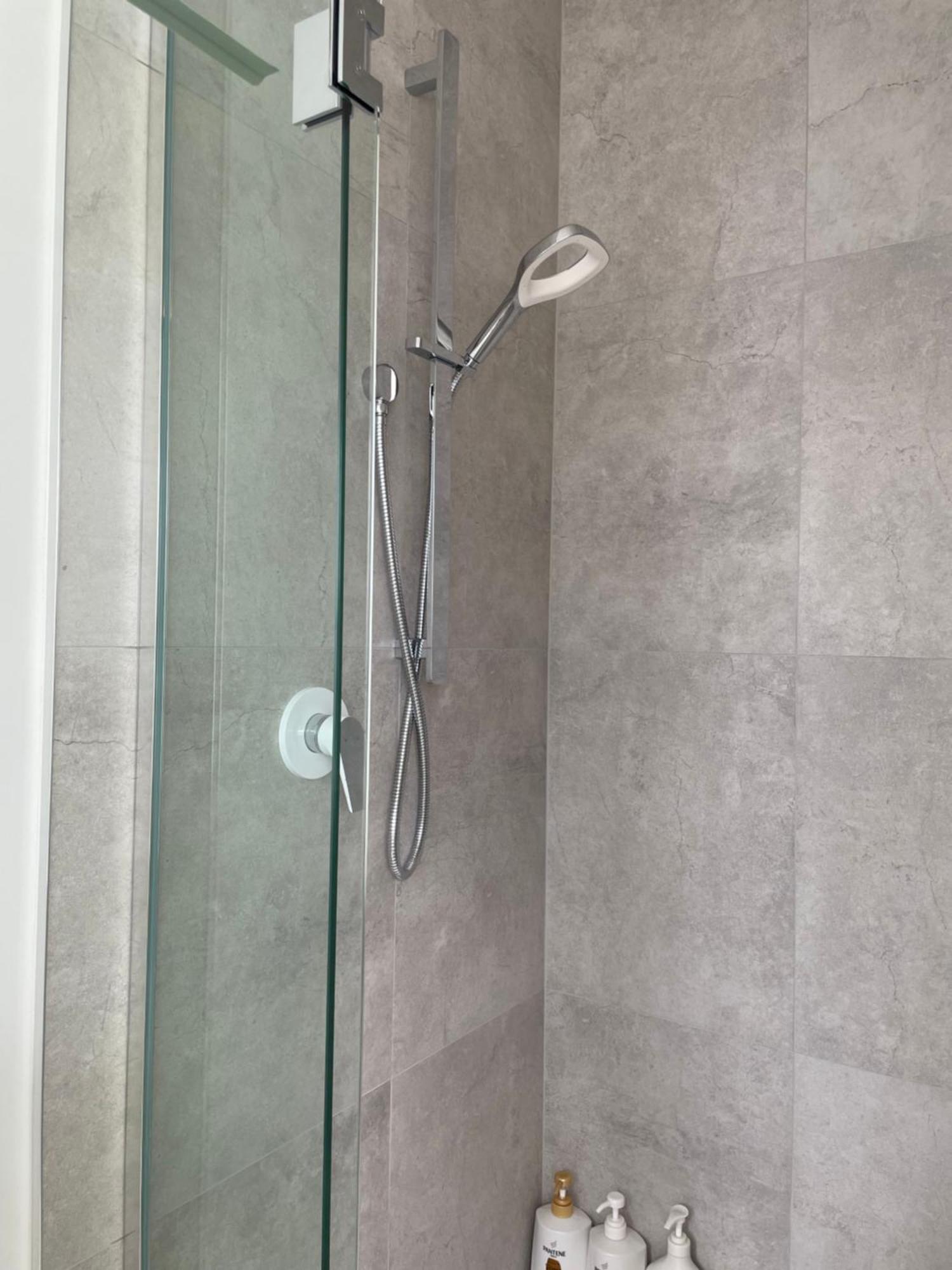 Luxury 2 Bedroom Townhouse Opposite Merivale Mall Christchurch Luaran gambar